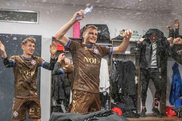 高大球员和 高大球员和